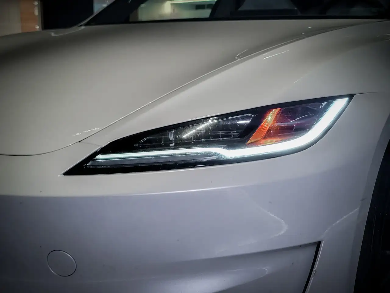 Tesla Model 3 - Image 11