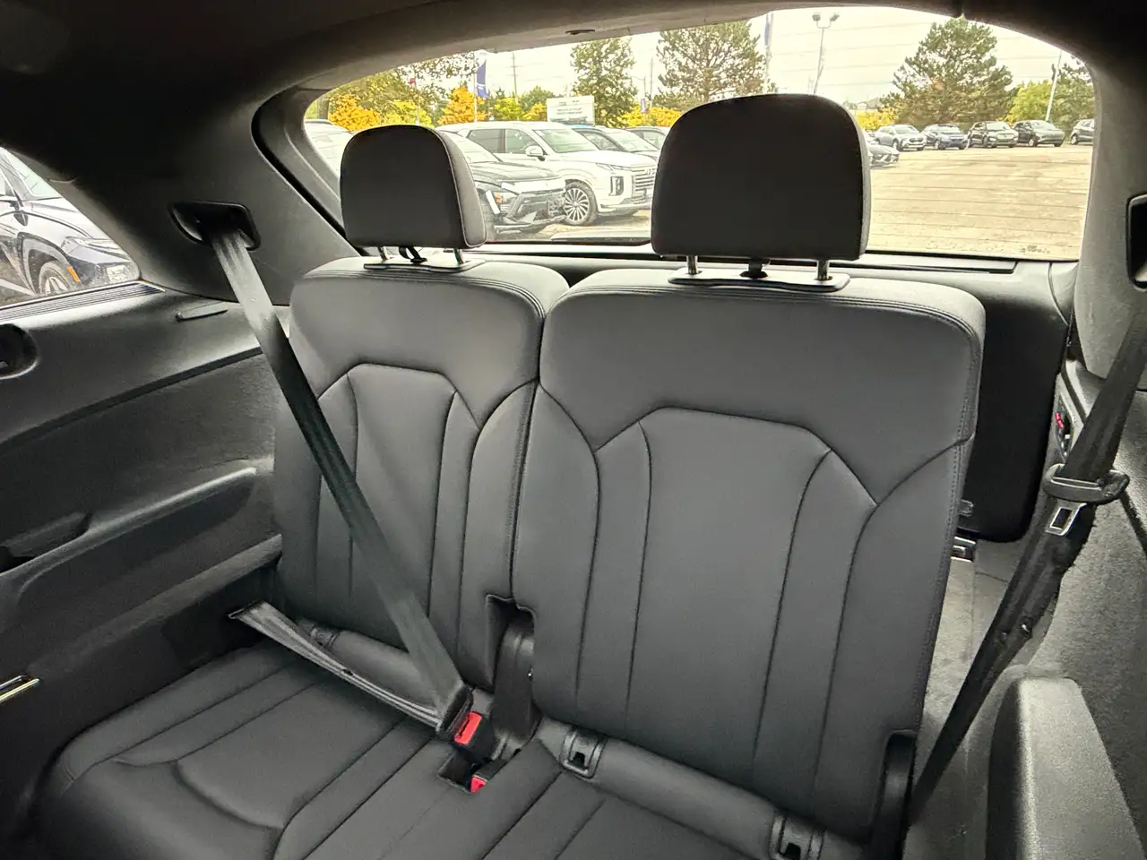 Audi Q7 - Image 13