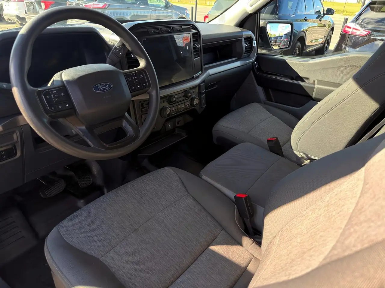 Ford F-150 - Image 20