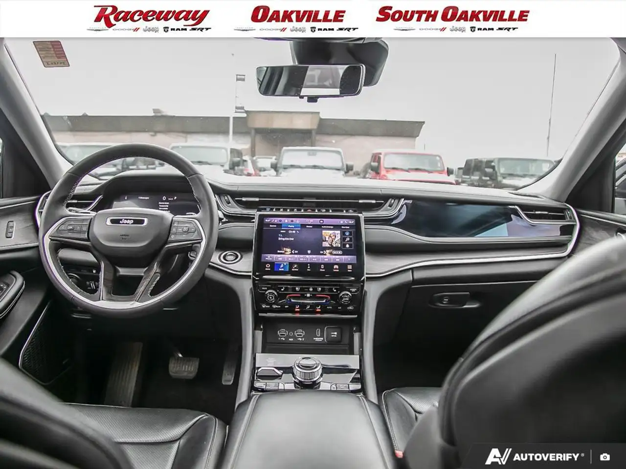 Jeep Grand Cherokee - Image 26