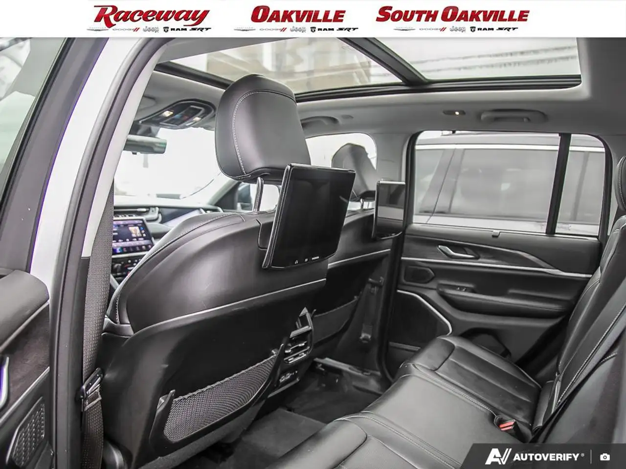 Jeep Grand Cherokee - Image 25