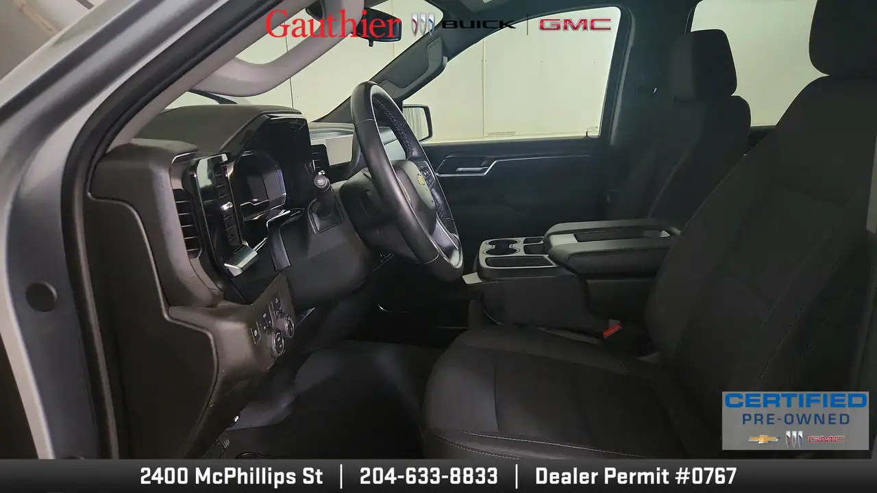 Chevrolet Silverado 1500 - Image 18