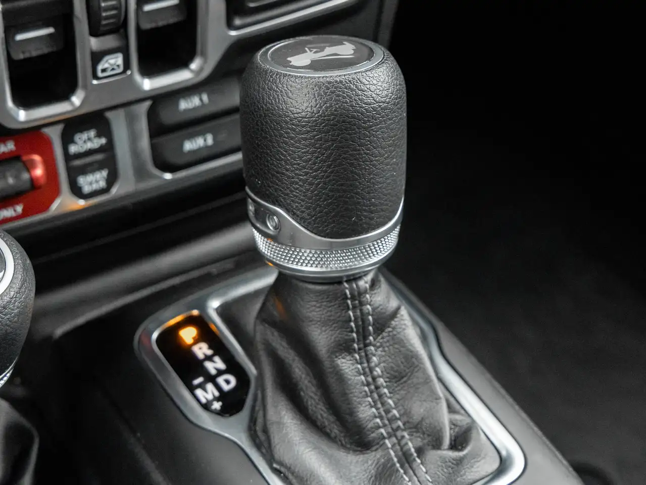Jeep Wrangler - Image 16