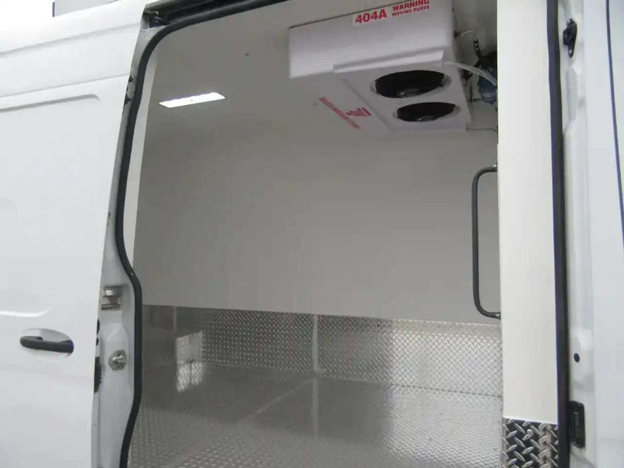 Mercedes-Benz Sprinter - Image 6