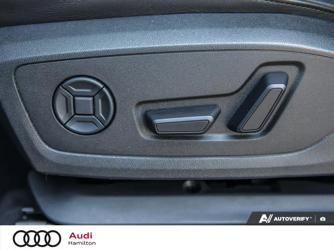 Audi Q3 - Image 28