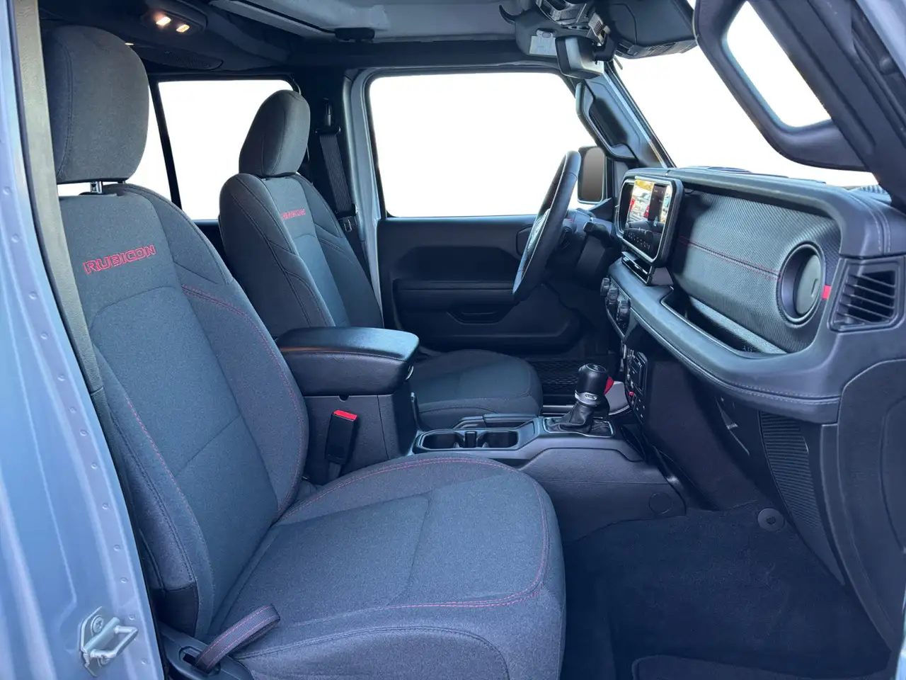 Jeep Wrangler - Image 17