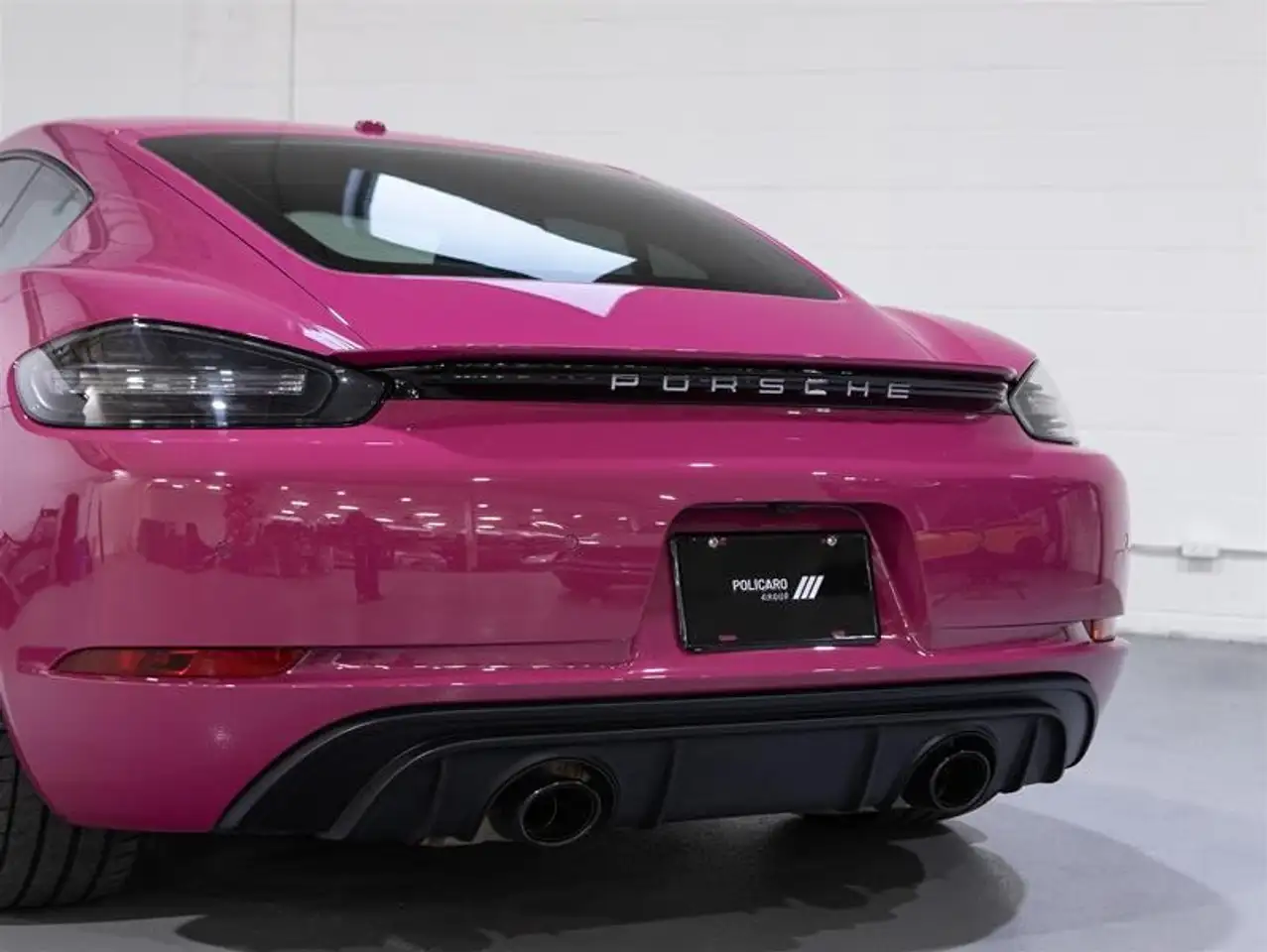 Porsche 718 Cayman - Image 10