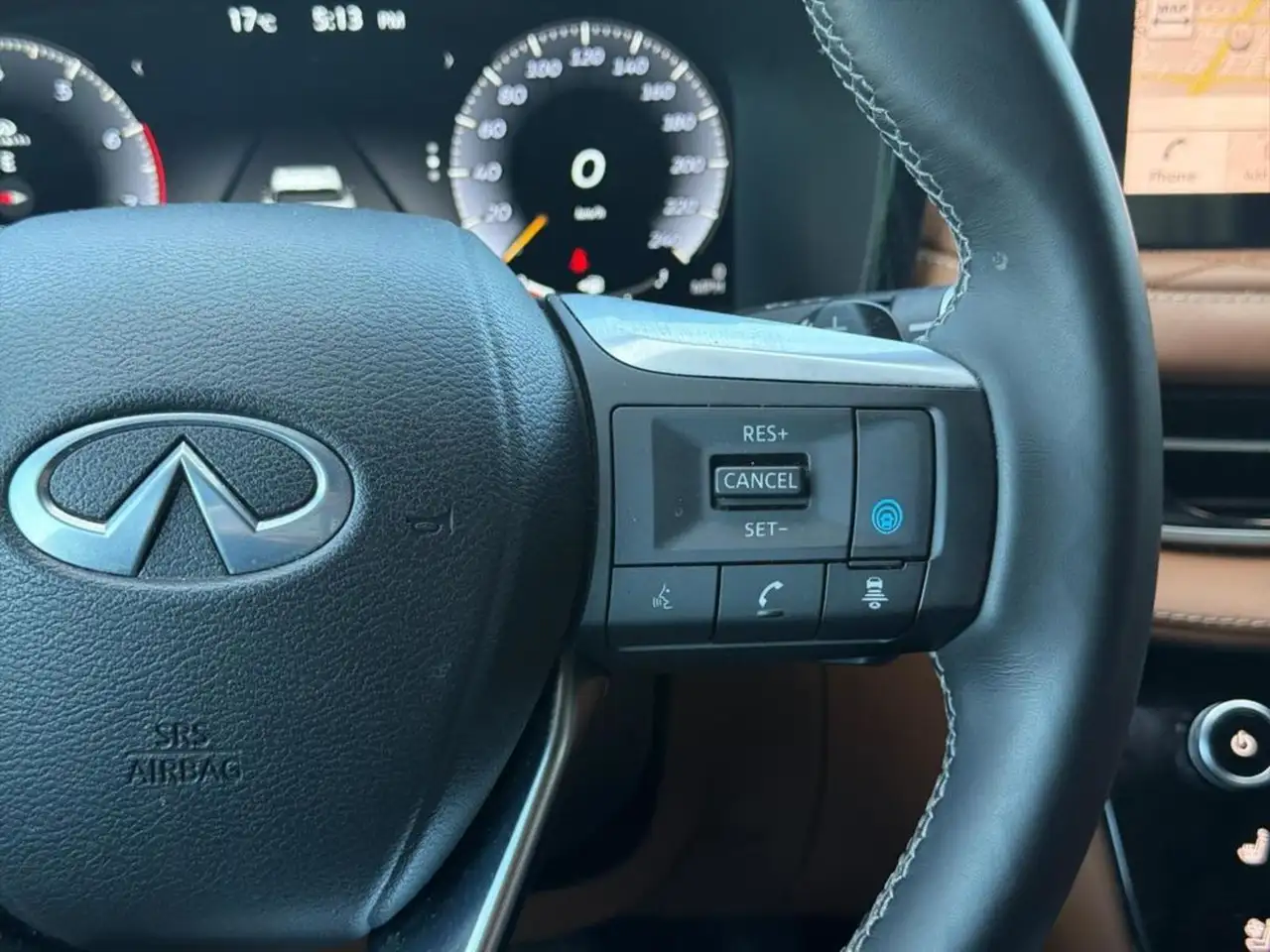 Infiniti QX60 - Image 15