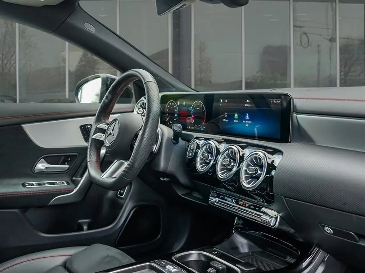 Mercedes-Benz CLA - Image 22