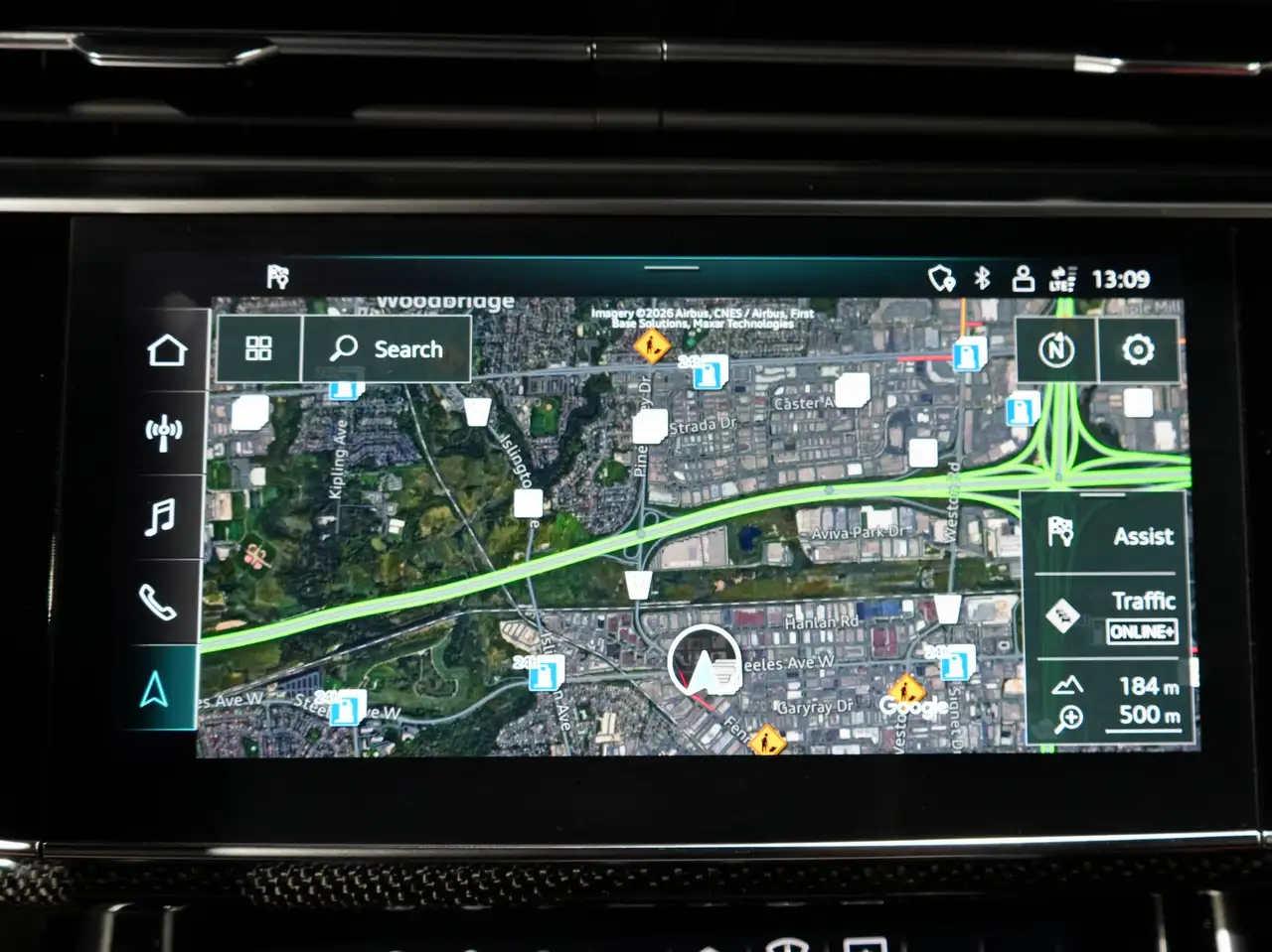 Audi SQ8 - Image 26
