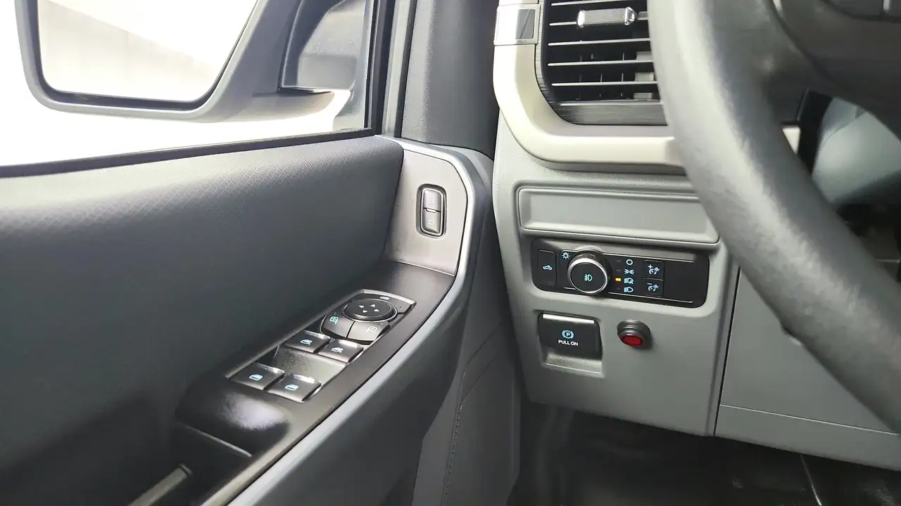 Ford F-150 - Image 26