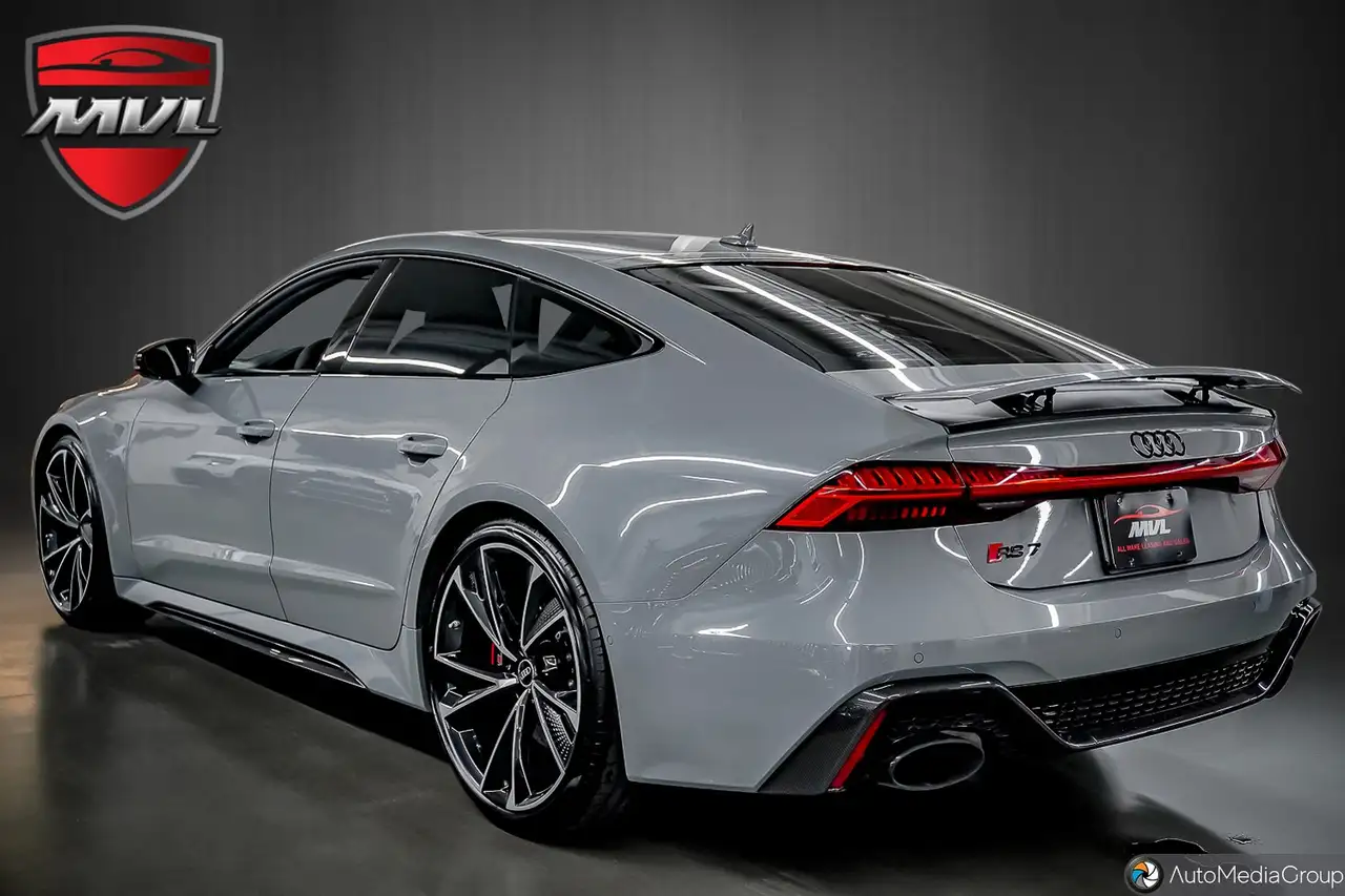 Audi RS7 - Image 11