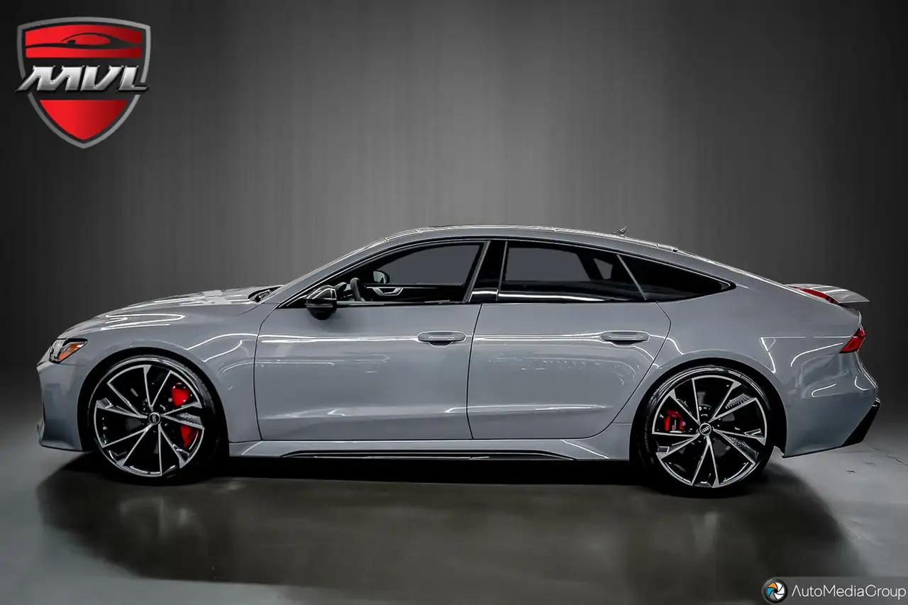 Audi RS7 - Image 12