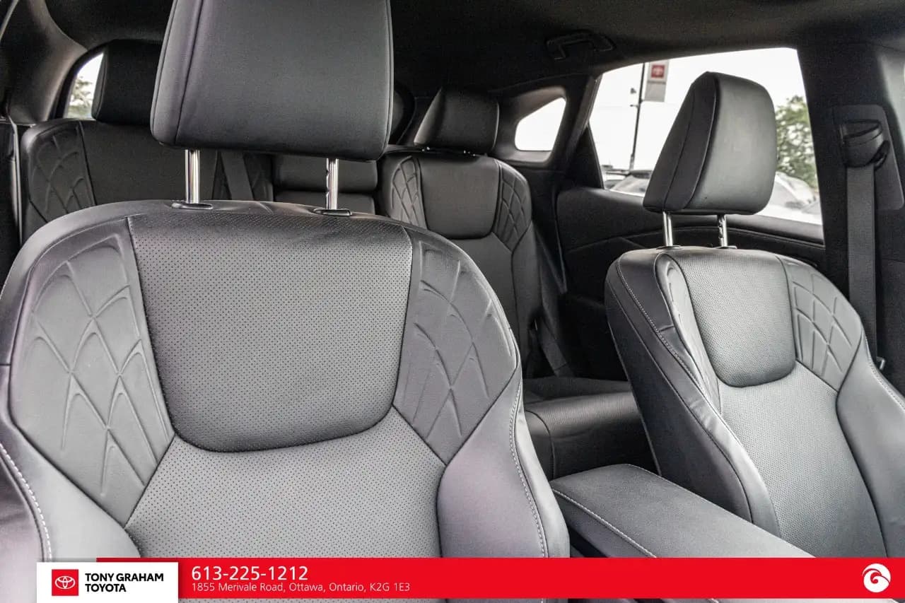 Lexus RX - Image 27