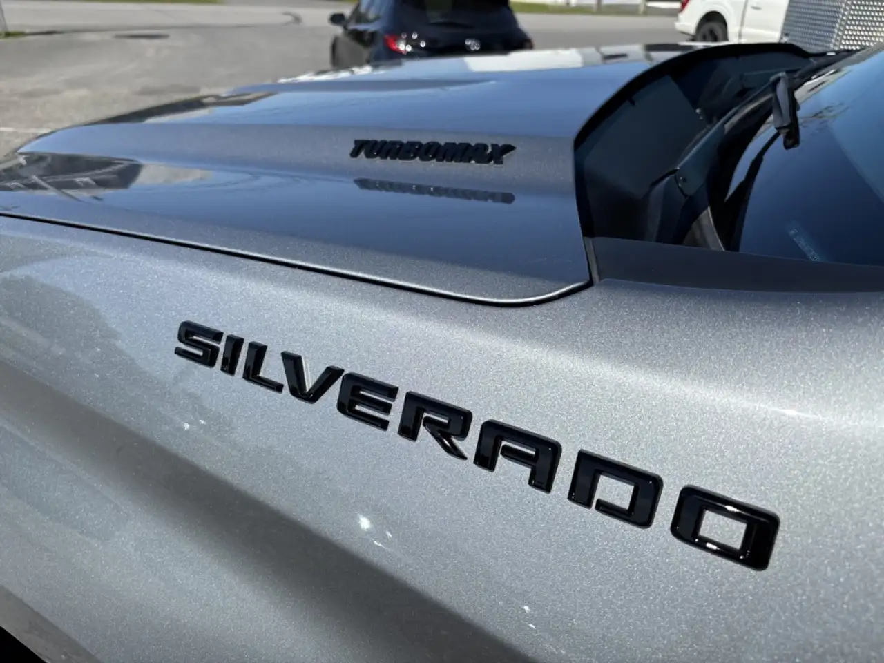 Chevrolet Silverado 1500 - Image 7