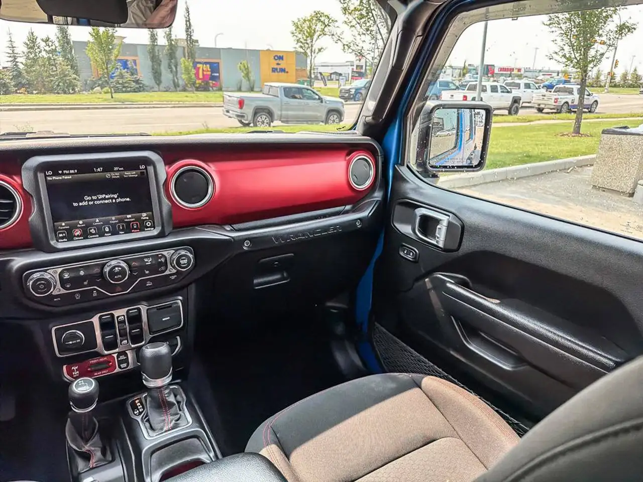 Jeep Wrangler - Image 16