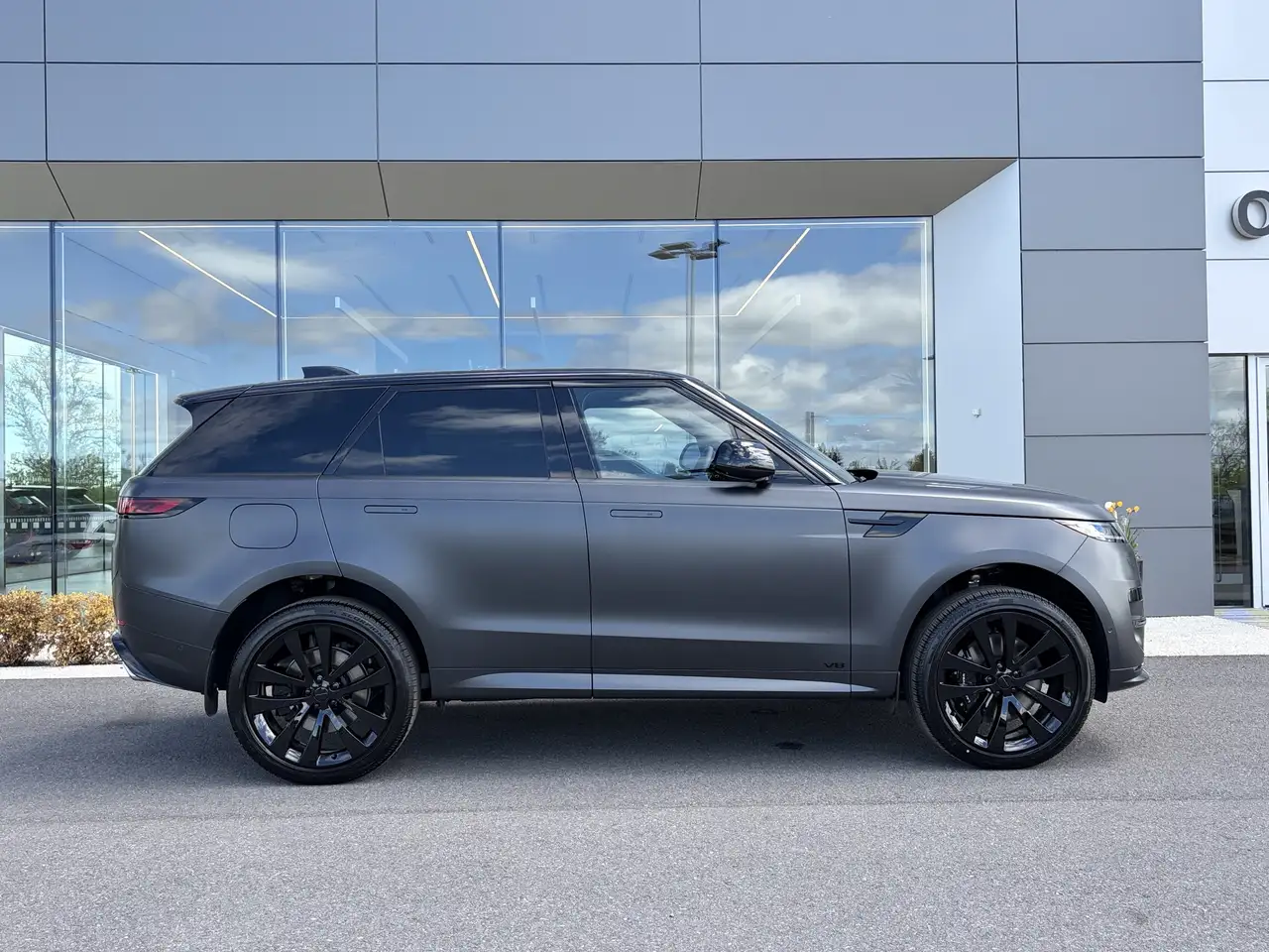 Land Rover Range Rover Sport - Image 6