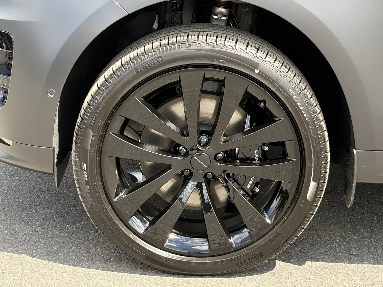 Land Rover Range Rover Sport - Image 9