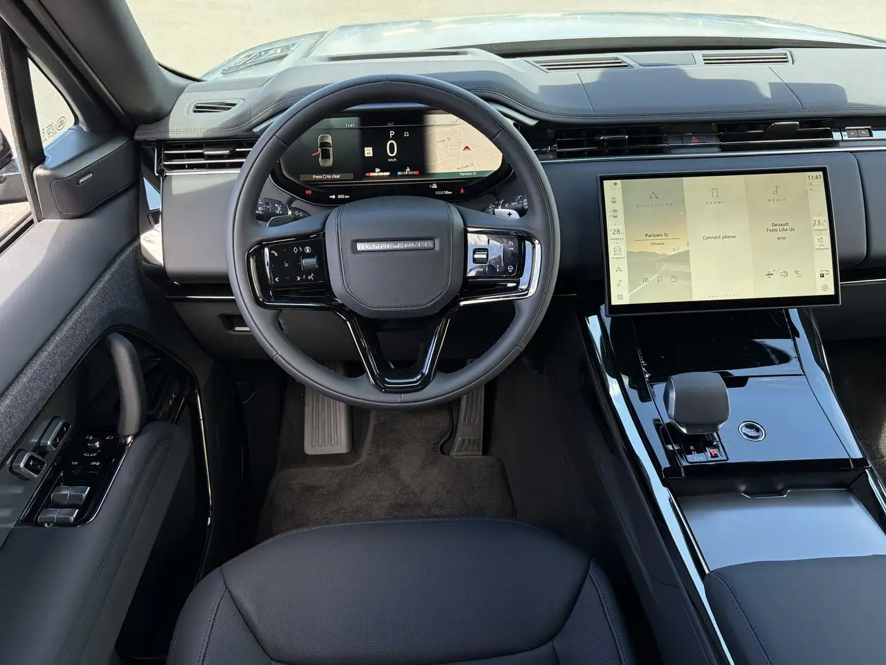 Land Rover Range Rover Sport - Image 12