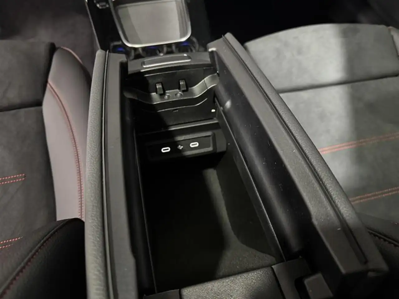 Mercedes-Benz CLA - Image 26