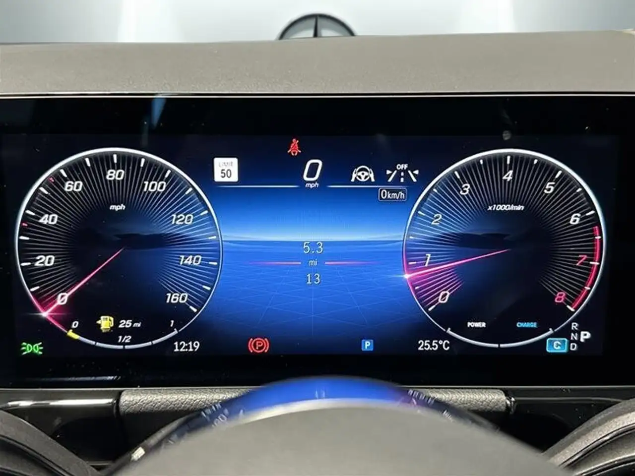Mercedes-Benz GLA - Image 14