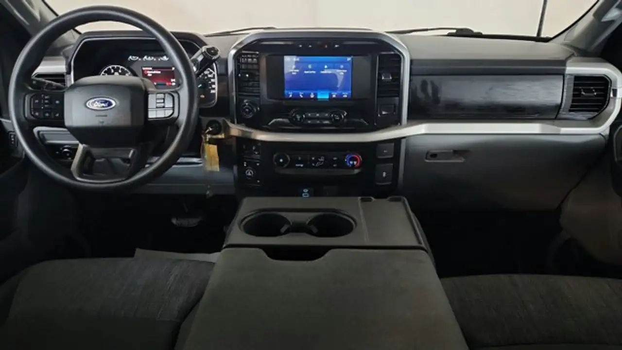 Ford F-150 - Image 28