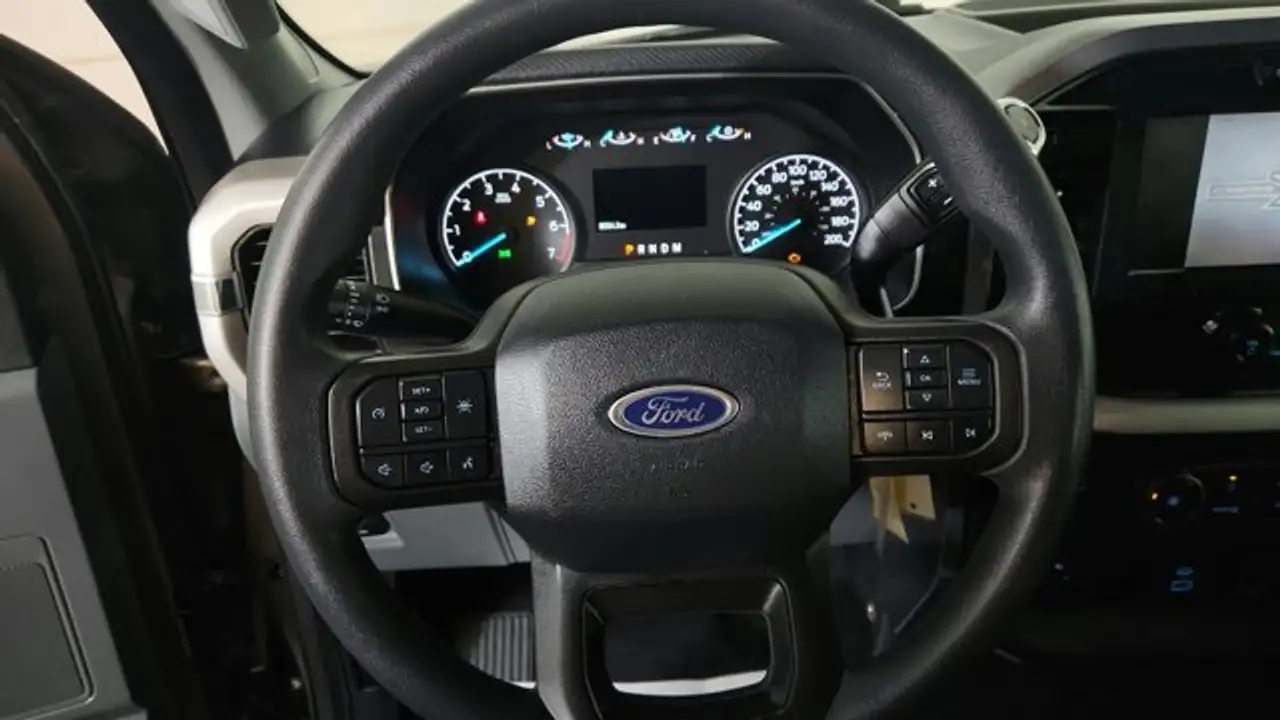 Ford F-150 - Image 22