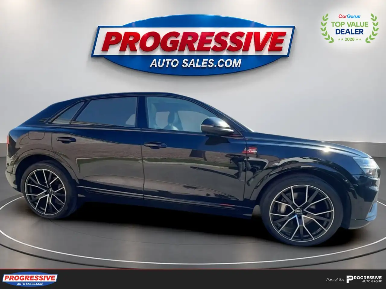 Audi Q8 - Image 10