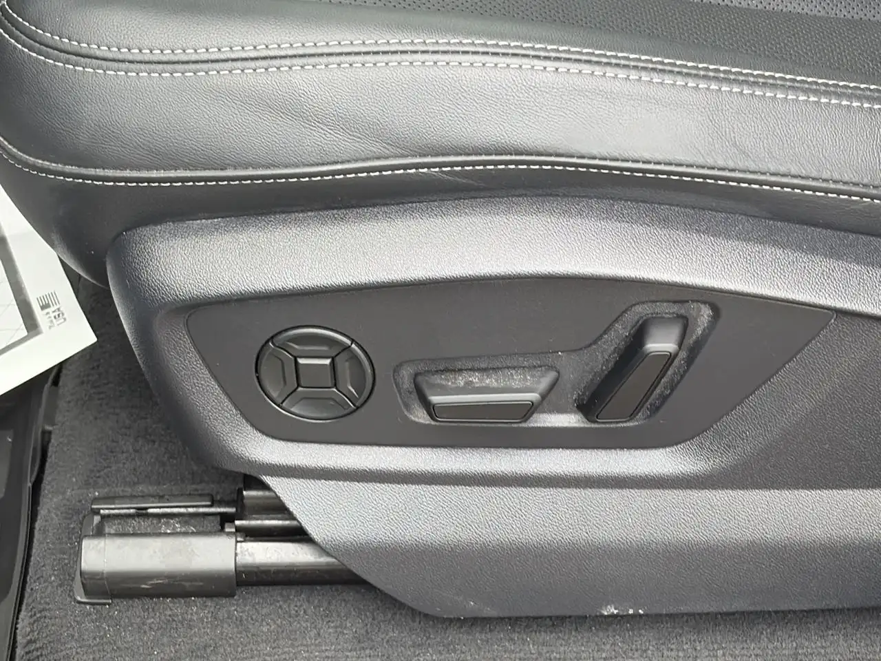 Audi Q7 - Image 20