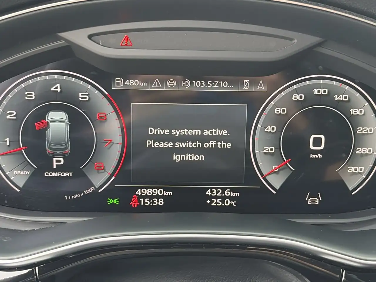 Audi Q7 - Image 23