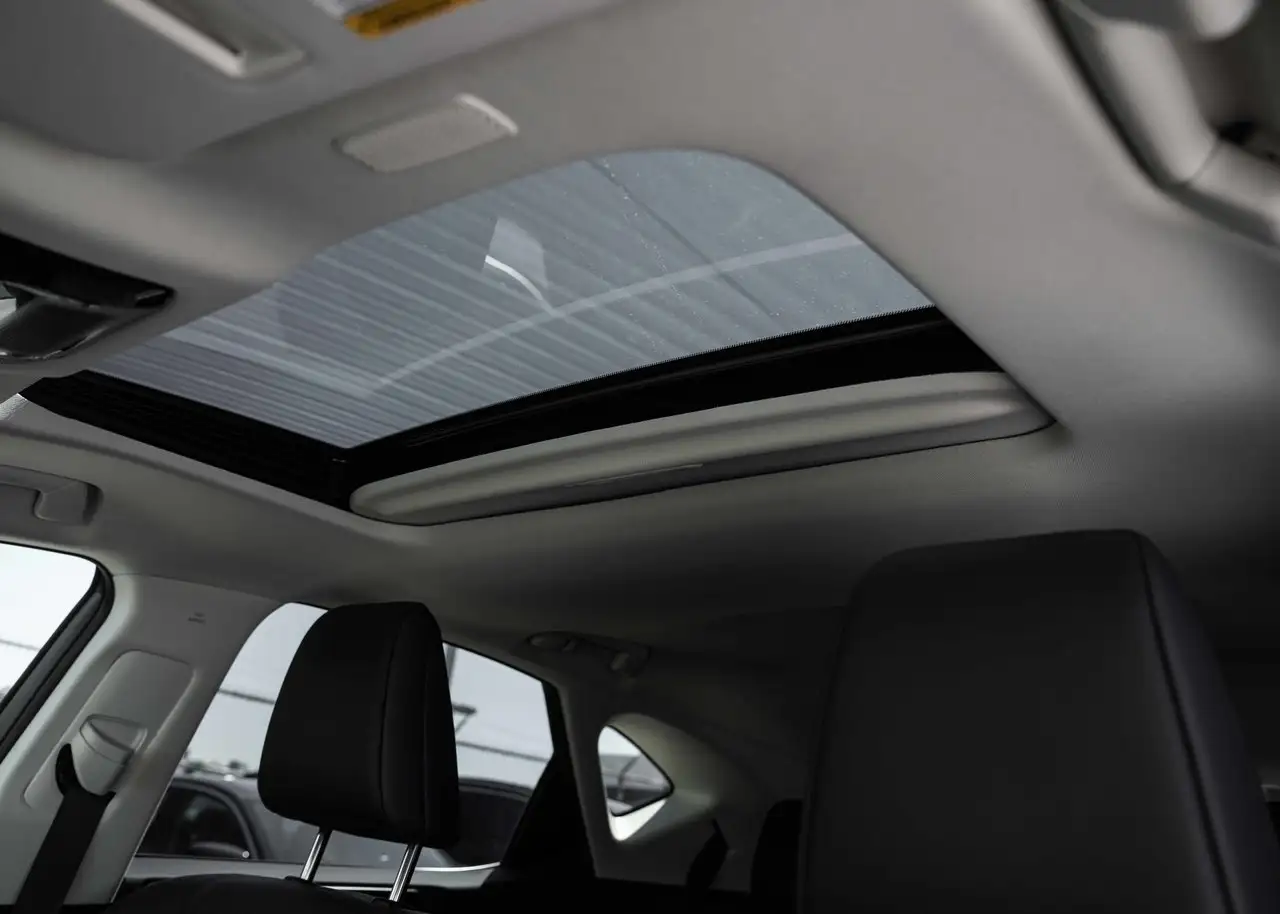 Lexus NX 350 - Image 12