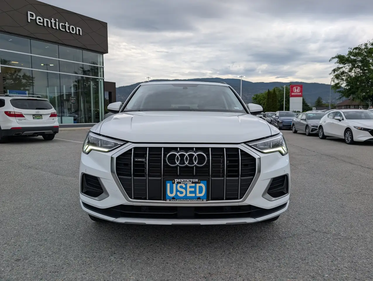Audi Q3 - Image 3