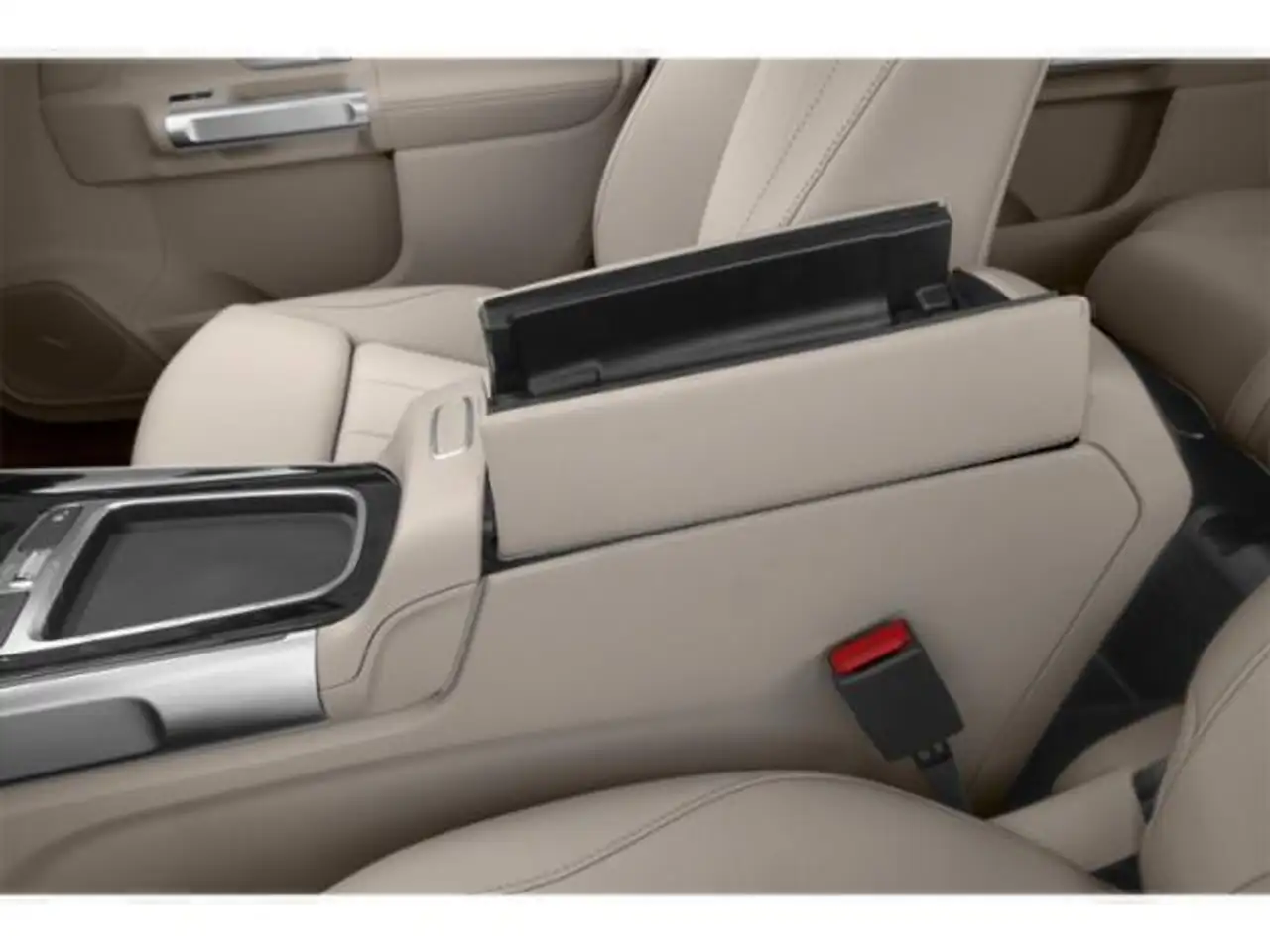 Mercedes-Benz EQB - Image 11