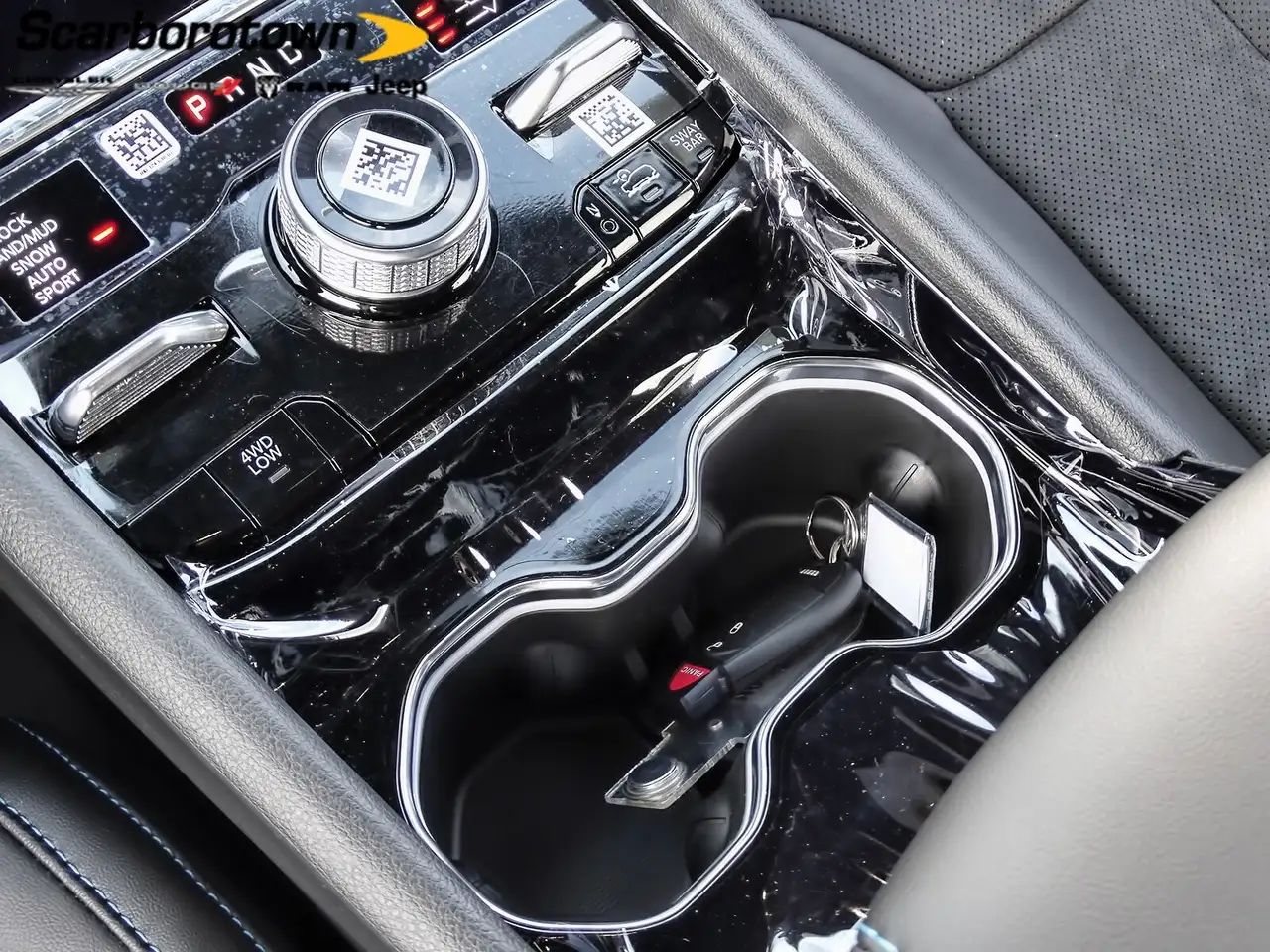 Jeep Grand Cherokee - Image 20