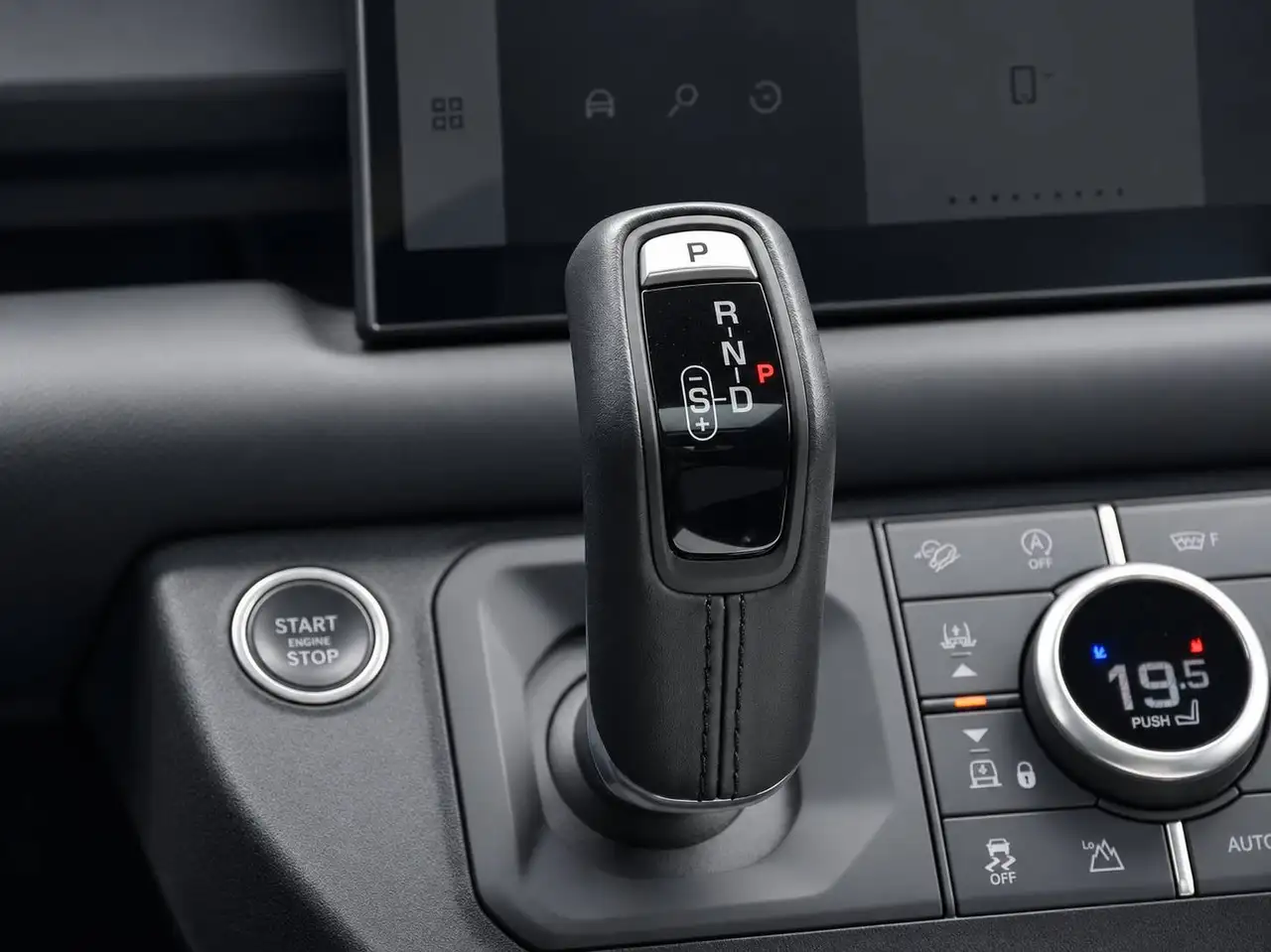Land Rover Defender - Image 21