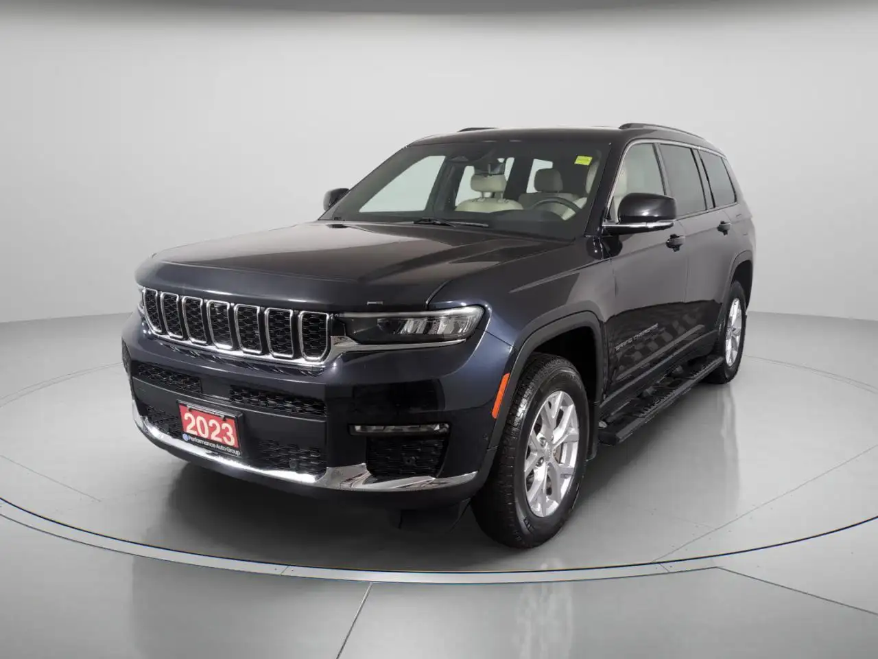 Jeep Grand Cherokee - Image 28