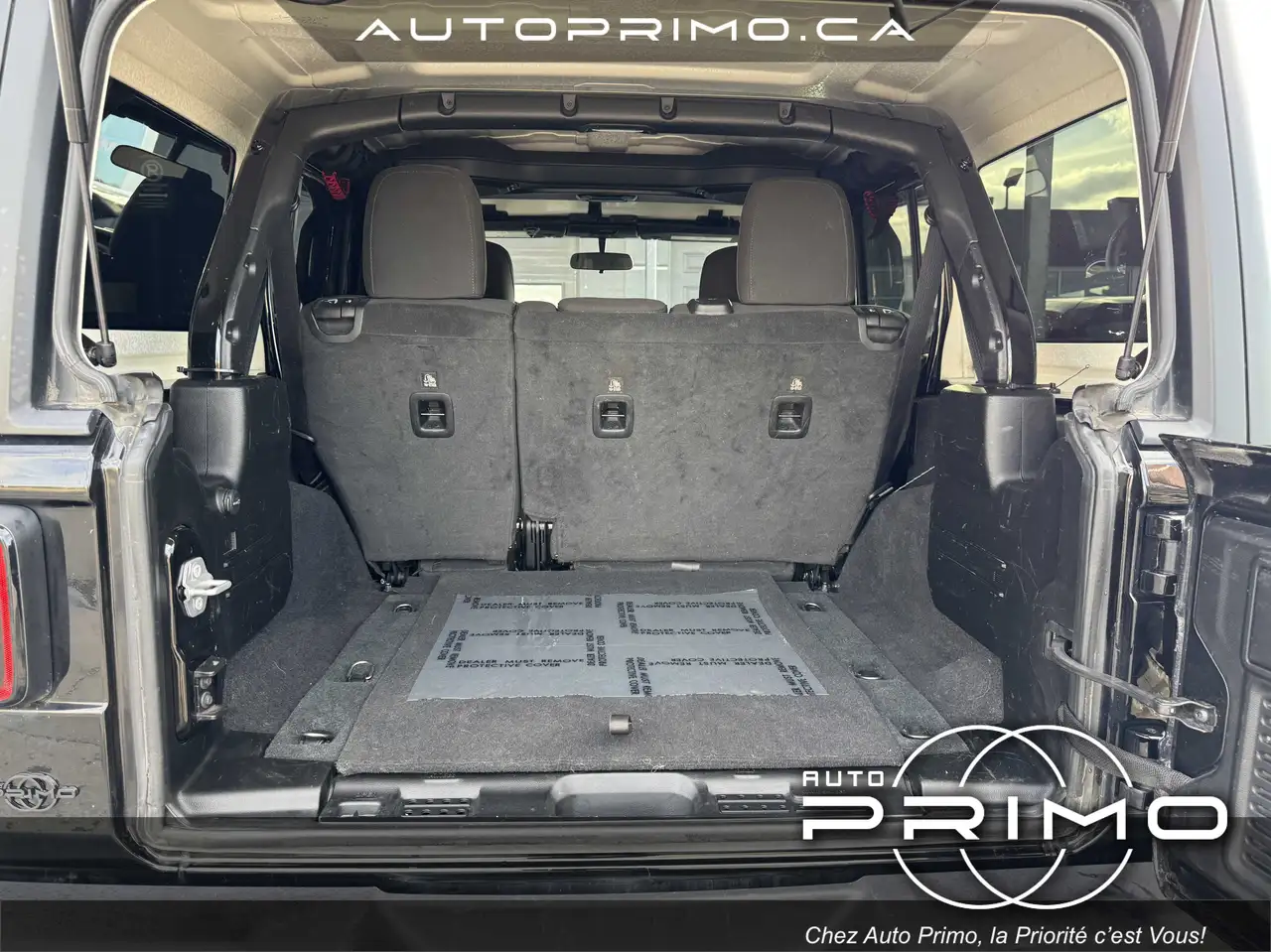 Jeep Wrangler - Image 15
