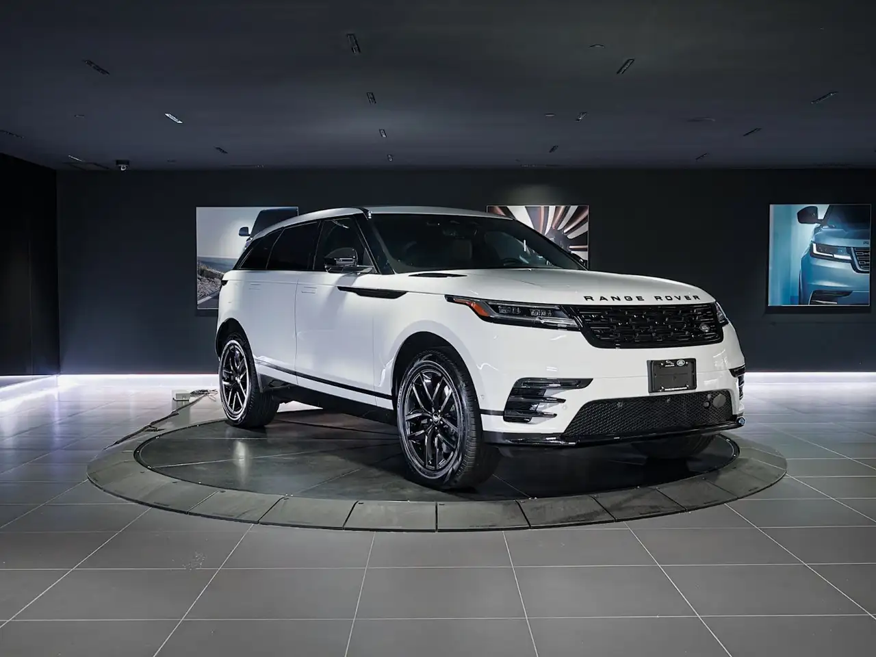 Land Rover Range Rover Velar - Image 3