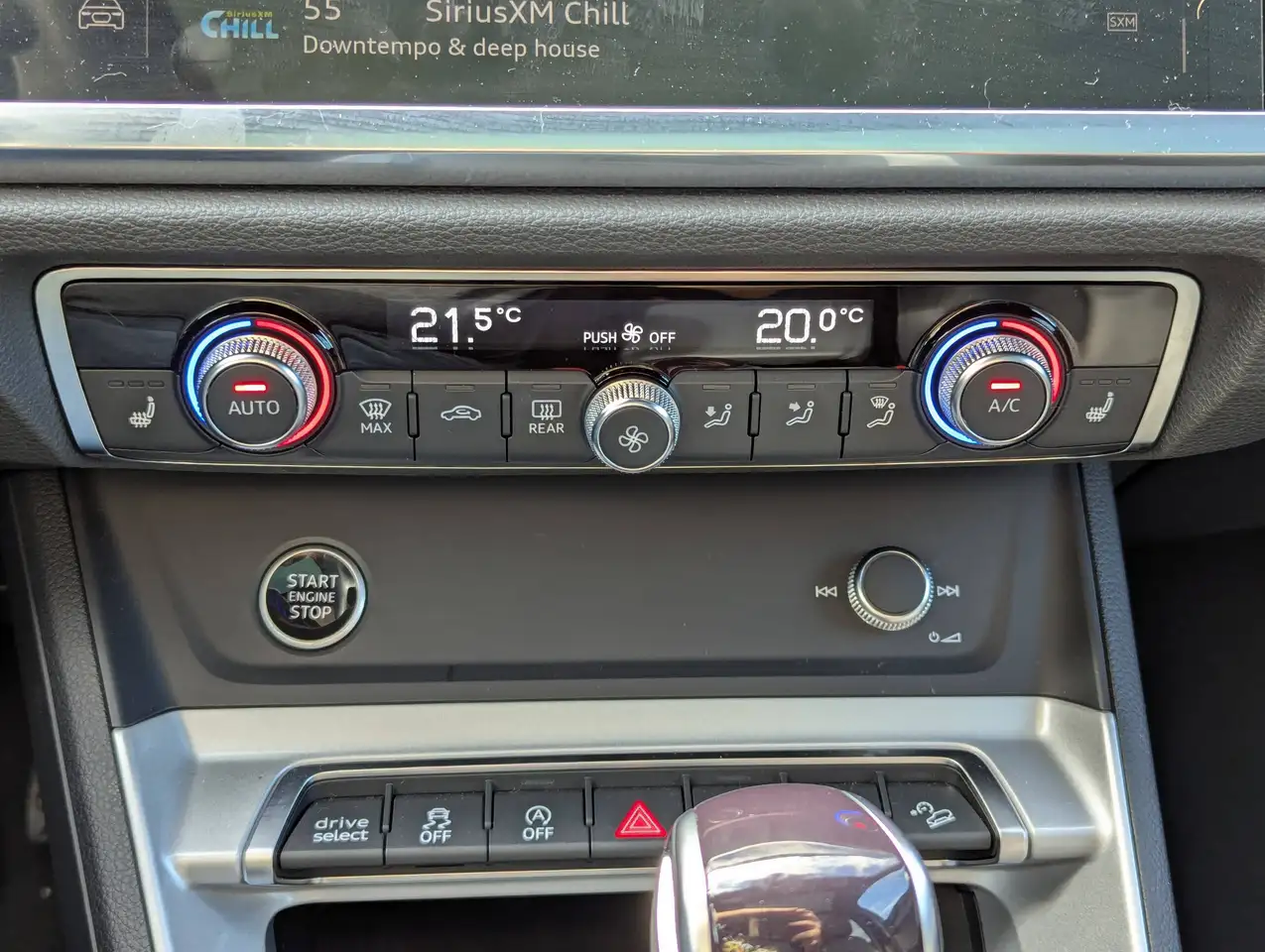 Audi Q3 - Image 25