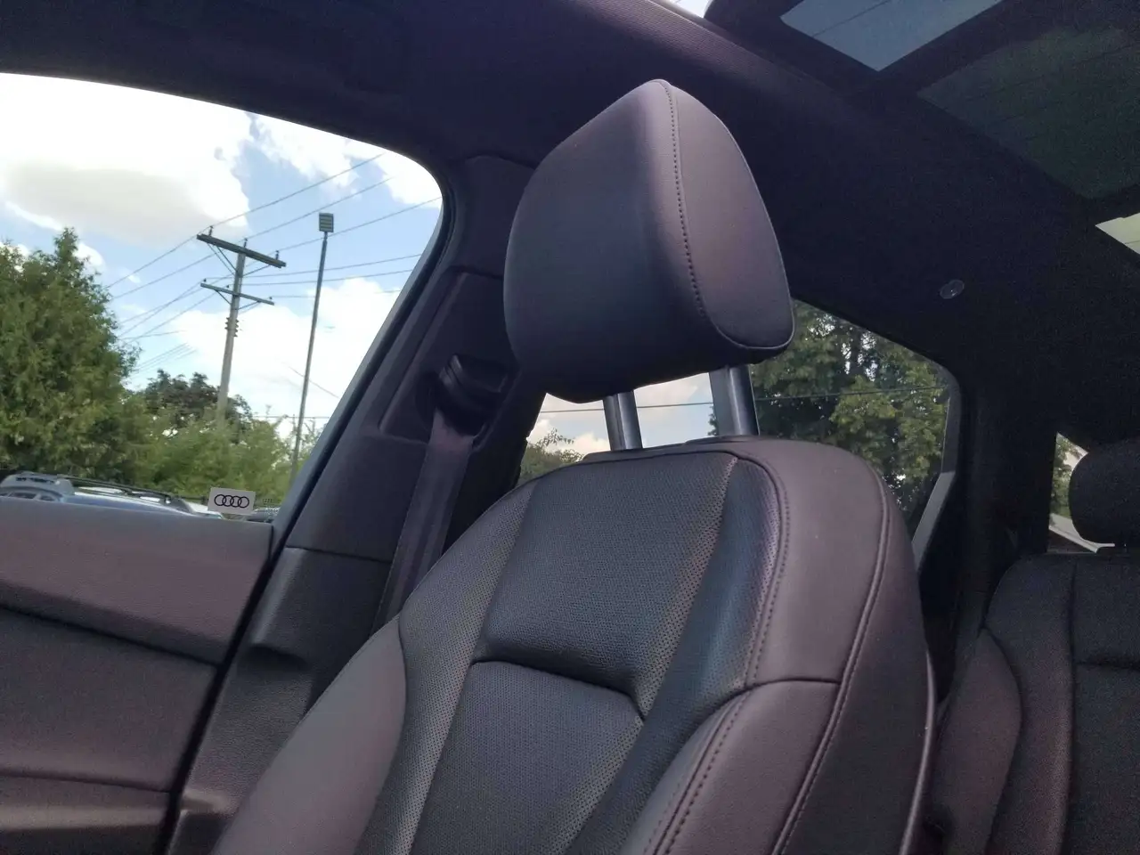 Audi Q7 - Image 24