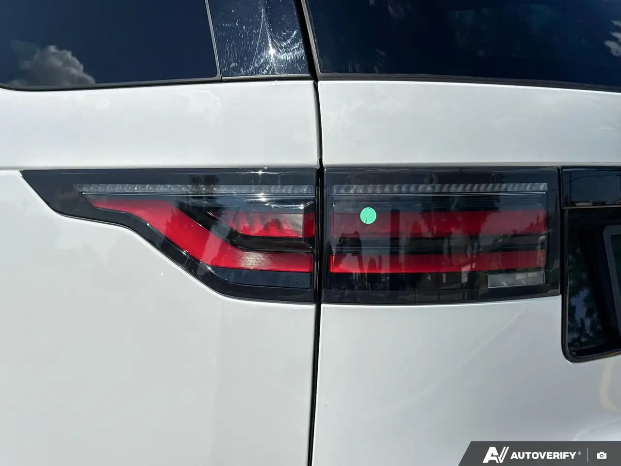 Land Rover Discovery - Image 12