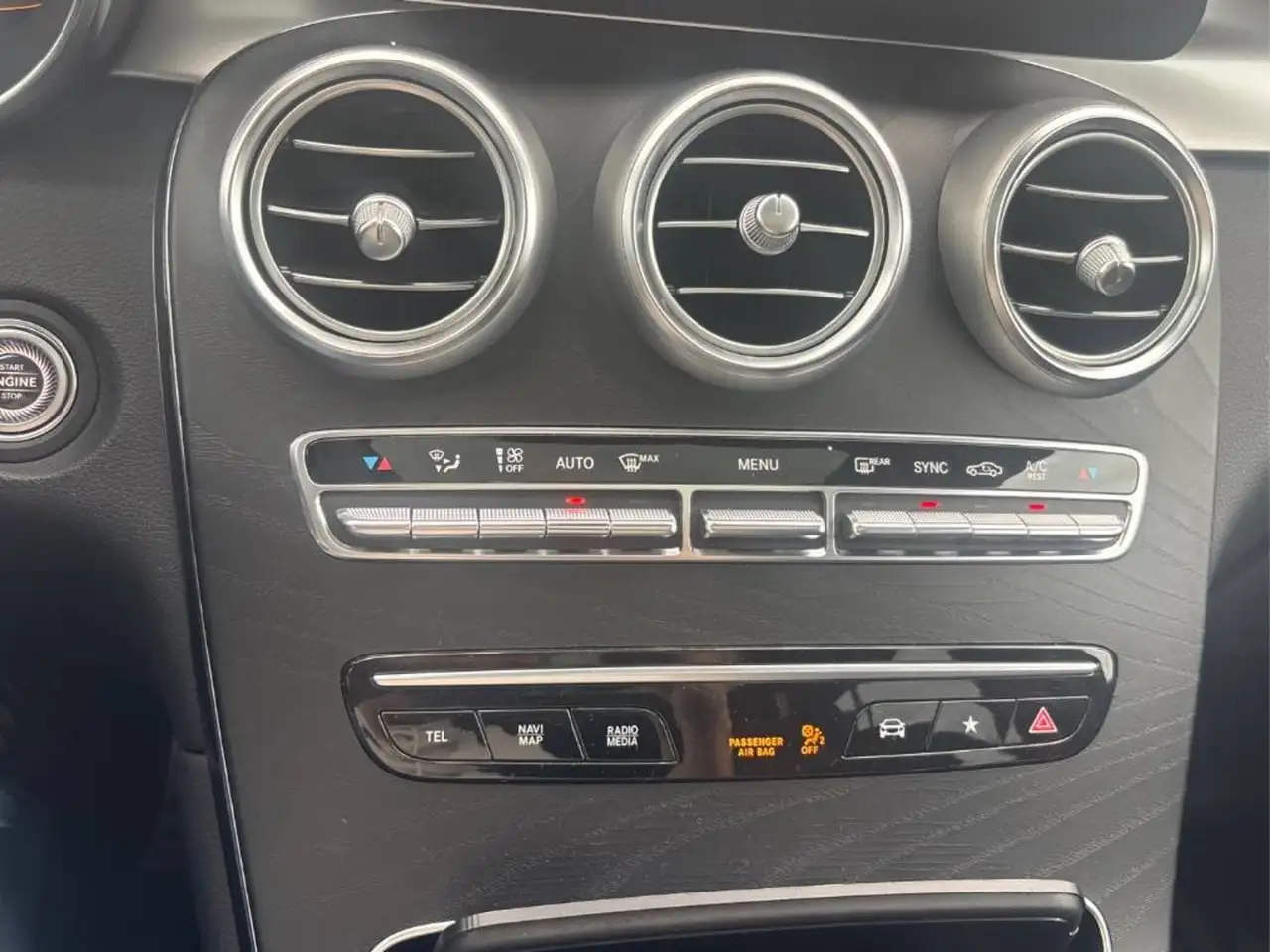 Mercedes-Benz GLC - Image 22