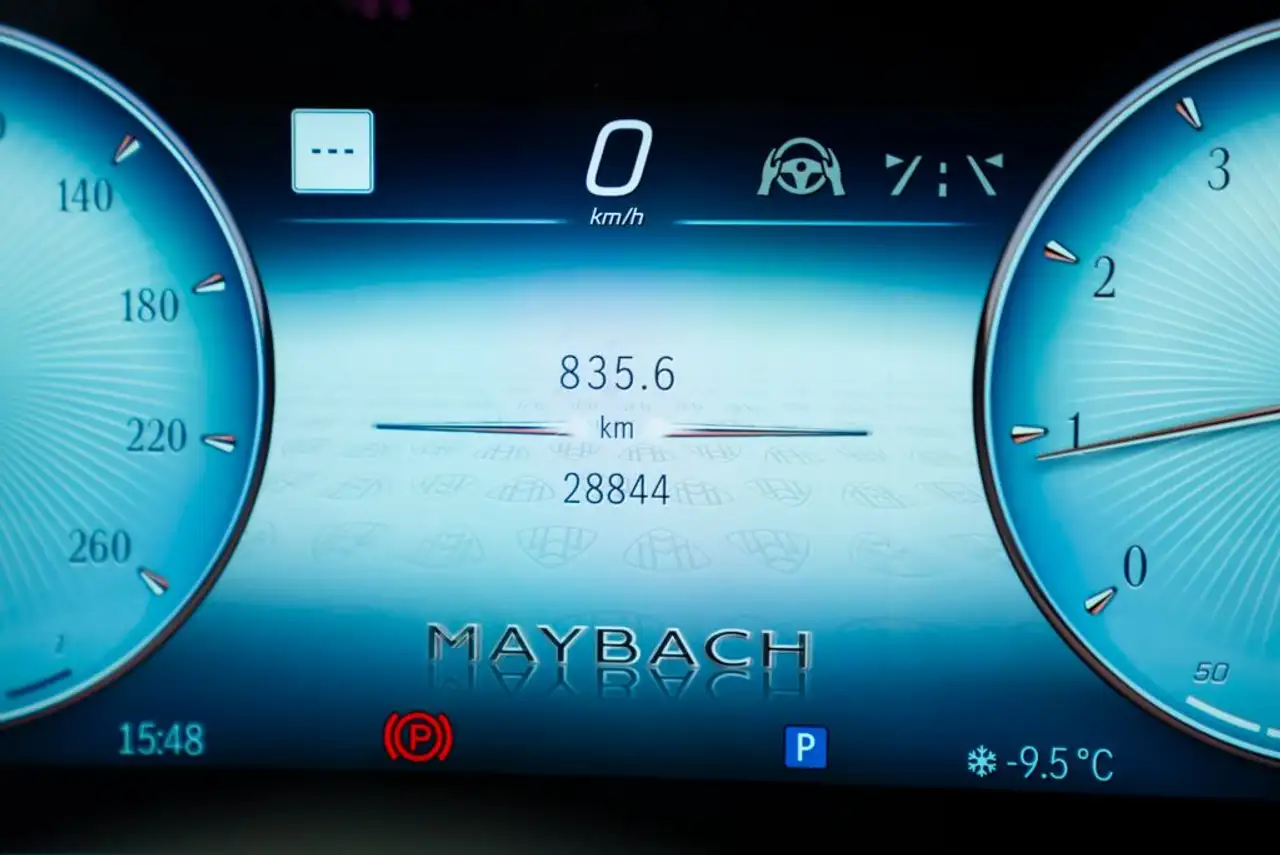 Mercedes-Benz S-Class - Image 17
