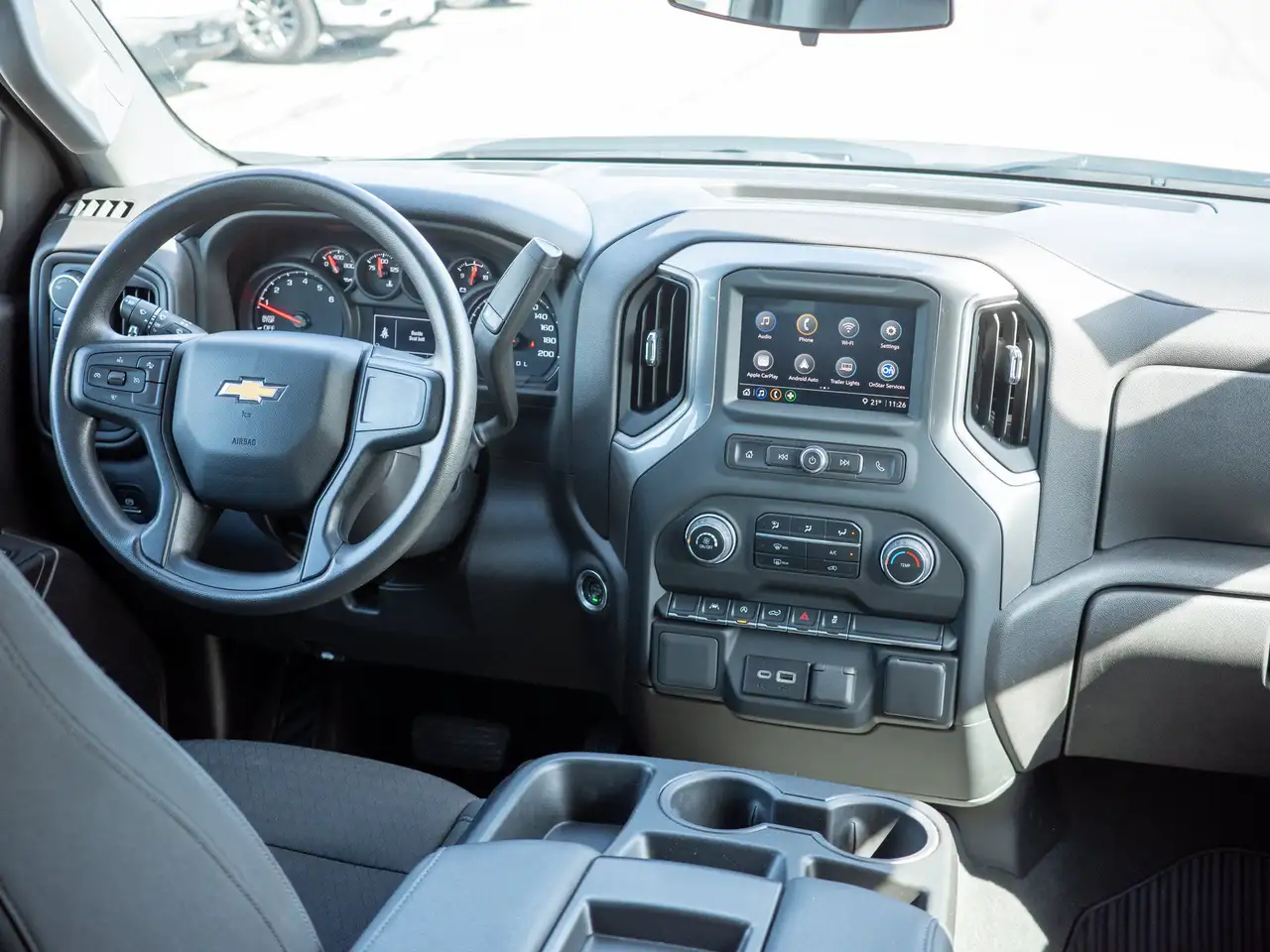 Chevrolet Silverado 1500 - Image 34