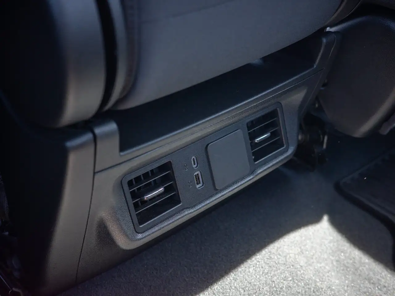 Chevrolet Silverado 1500 - Image 47