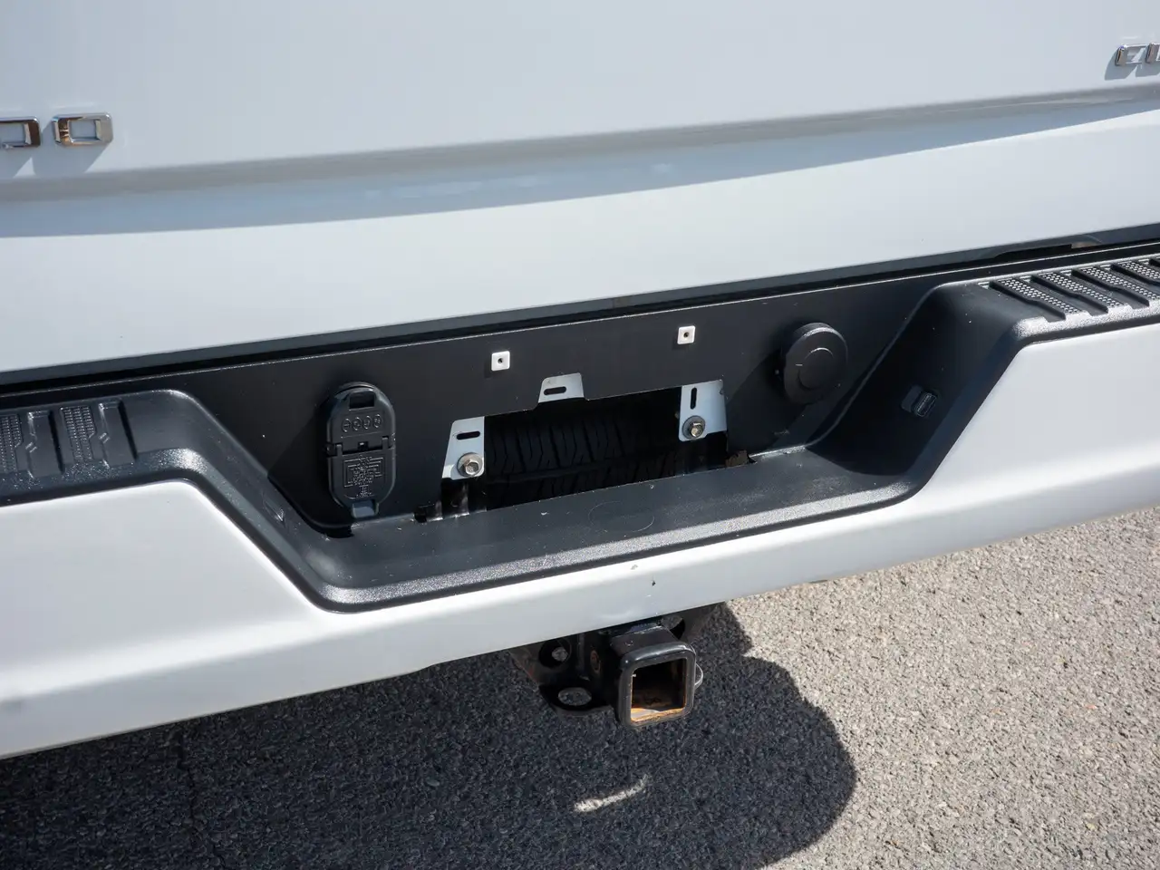 Chevrolet Silverado 1500 - Image 13