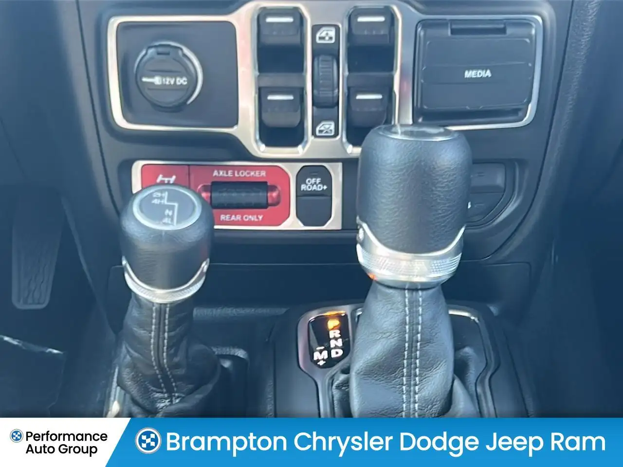 Jeep Wrangler - Image 17