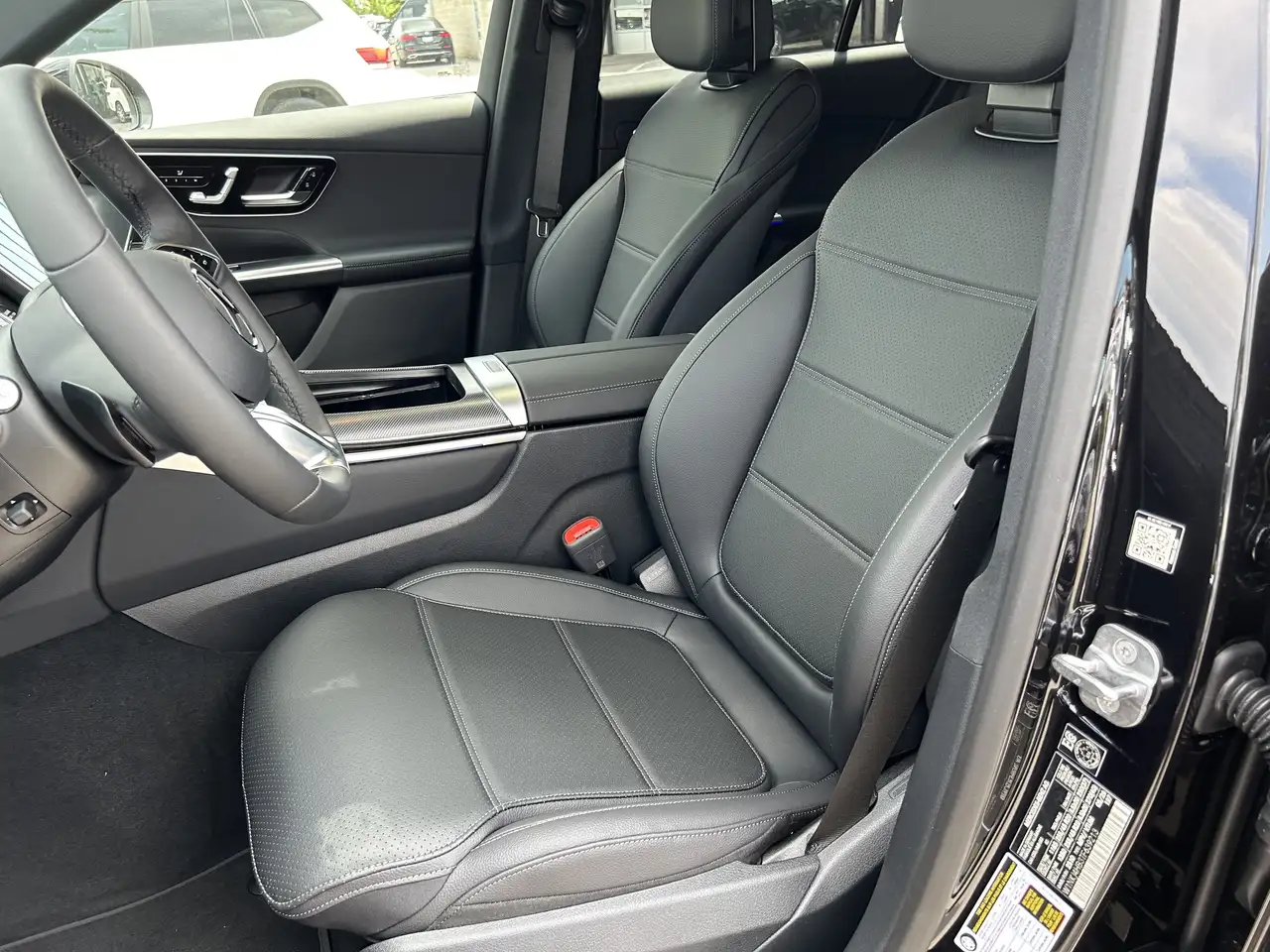 Mercedes-Benz GLC - Image 12