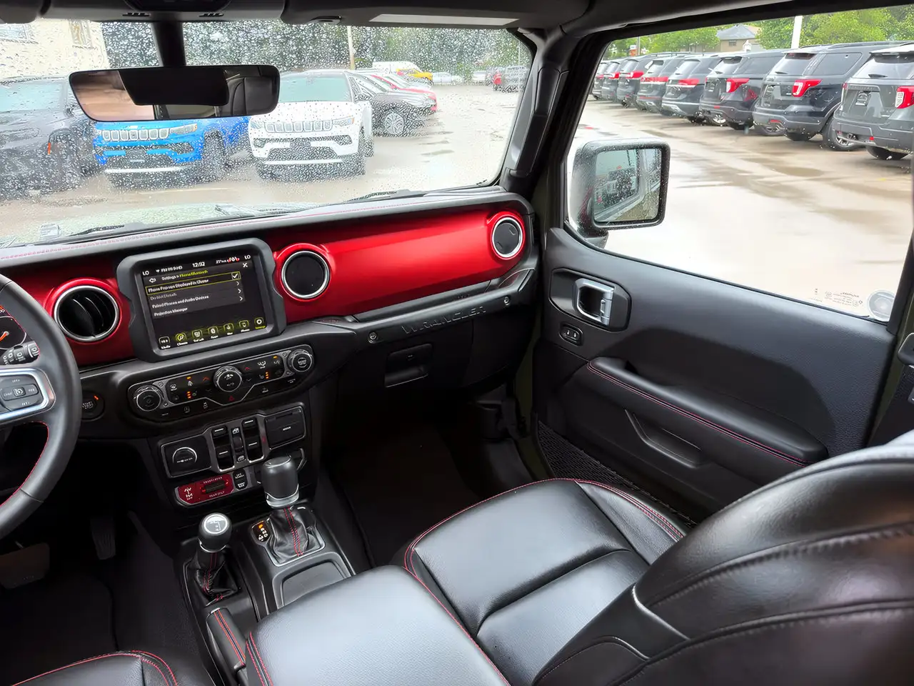 Jeep Wrangler - Image 35