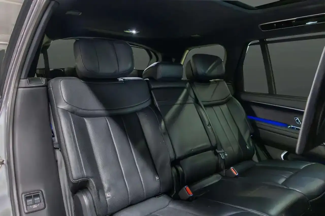 Land Rover Range Rover - Image 15